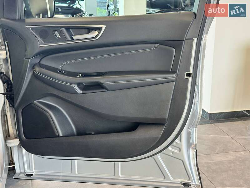 Внедорожник / Кроссовер Ford Edge 2018 в Львове