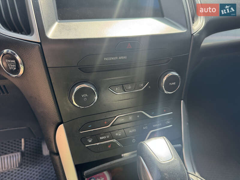 Внедорожник / Кроссовер Ford Edge 2016 в Павлограде фото 16 Внедорожник / Кроссовер Ford Edge 2016 в Павлограде