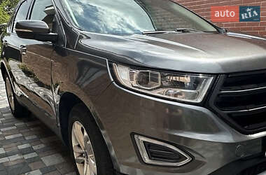 Внедорожник / Кроссовер Ford Edge 2017 в 
