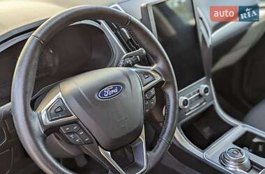 Внедорожник / Кроссовер Ford Edge 2021 в 