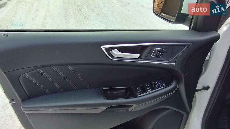 Внедорожник / Кроссовер Ford Edge 2015 в Чернигове