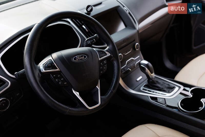 Внедорожник / Кроссовер Ford Edge 2016 в Чернигове