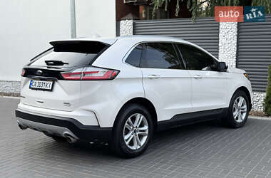 Внедорожник / Кроссовер Ford Edge 2019 в 