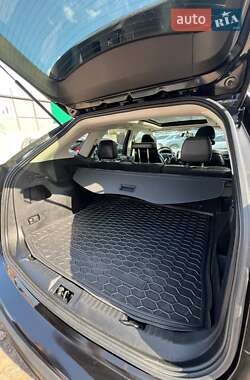 Позашляховик / Кросовер Ford Edge 2015 в 