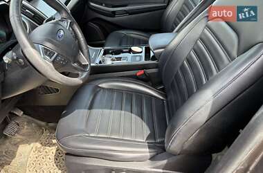 Внедорожник / Кроссовер Ford Edge 2019 в 