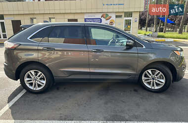 Позашляховик / Кросовер Ford Edge 2017 в 