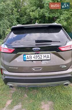 Внедорожник / Кроссовер Ford Edge 2018 в 