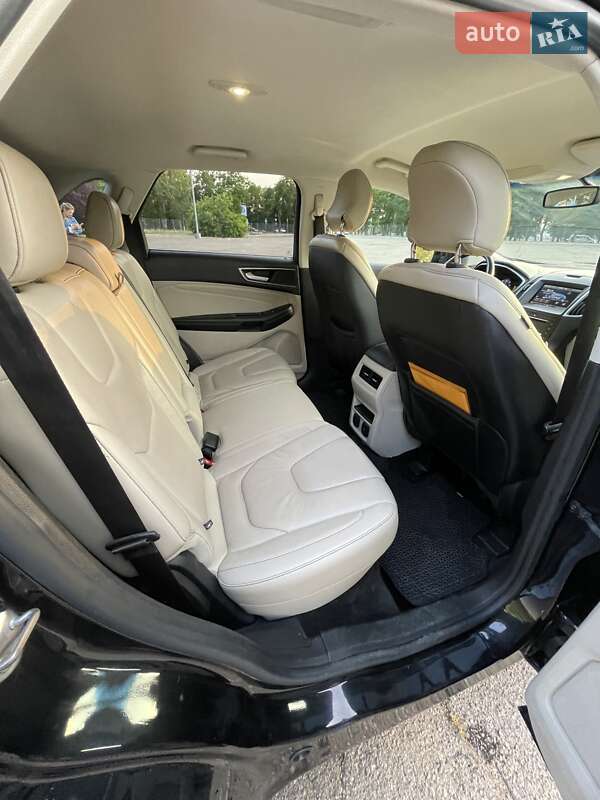 Позашляховик / Кросовер Ford Edge 2015 в Миколаєві