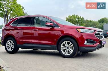 Внедорожник / Кроссовер Ford Edge 2019 в 