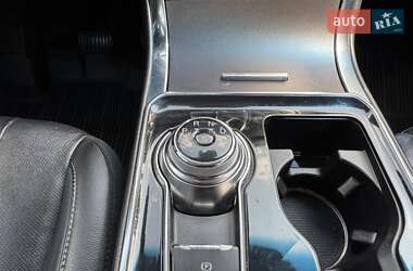 Внедорожник / Кроссовер Ford Edge 2019 в 