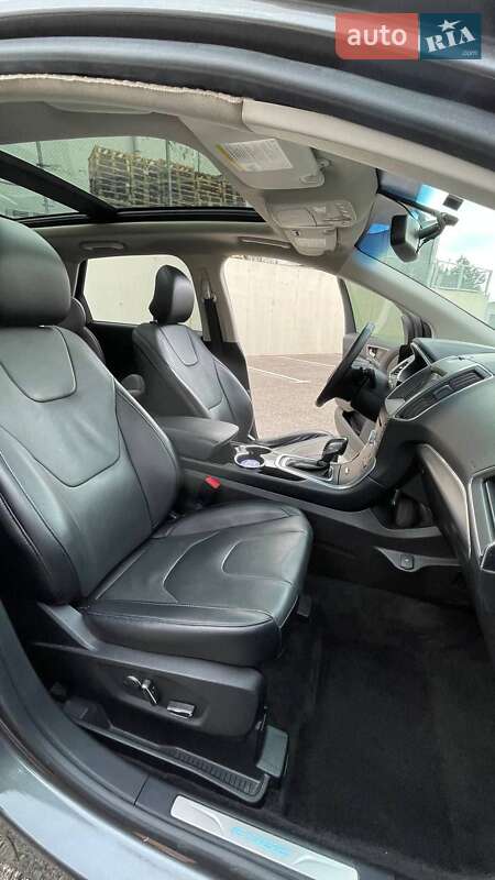 Внедорожник / Кроссовер Ford Edge 2018 в Тернополе