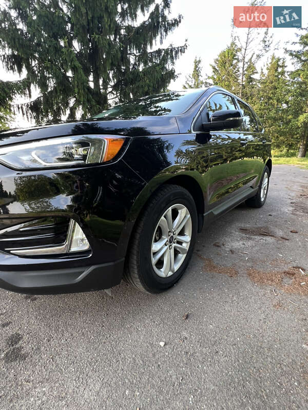 Внедорожник / Кроссовер Ford Edge 2019 в Дубно