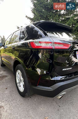 Внедорожник / Кроссовер Ford Edge 2019 в 