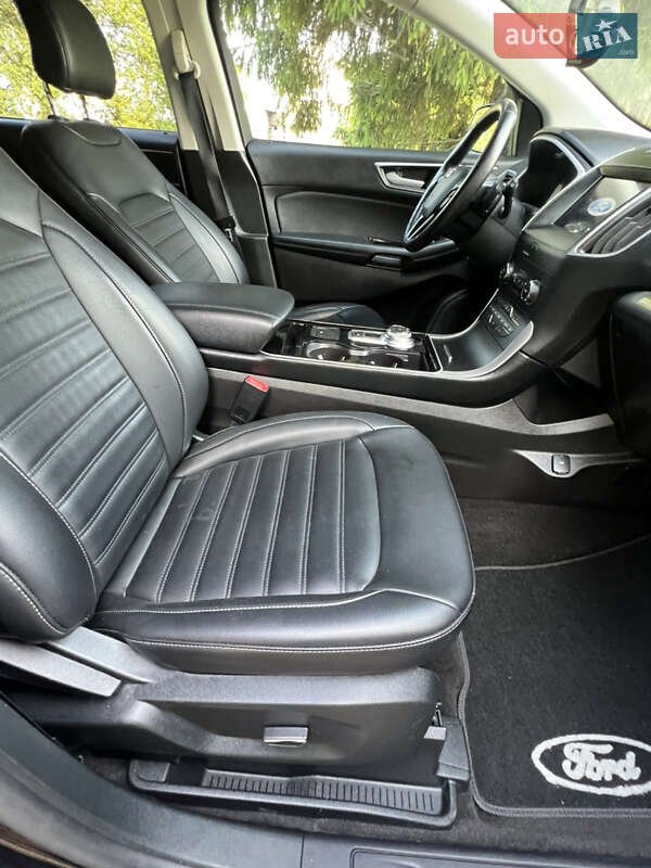 Внедорожник / Кроссовер Ford Edge 2019 в Дубно