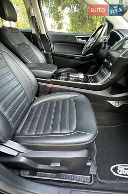 Внедорожник / Кроссовер Ford Edge 2019 в 