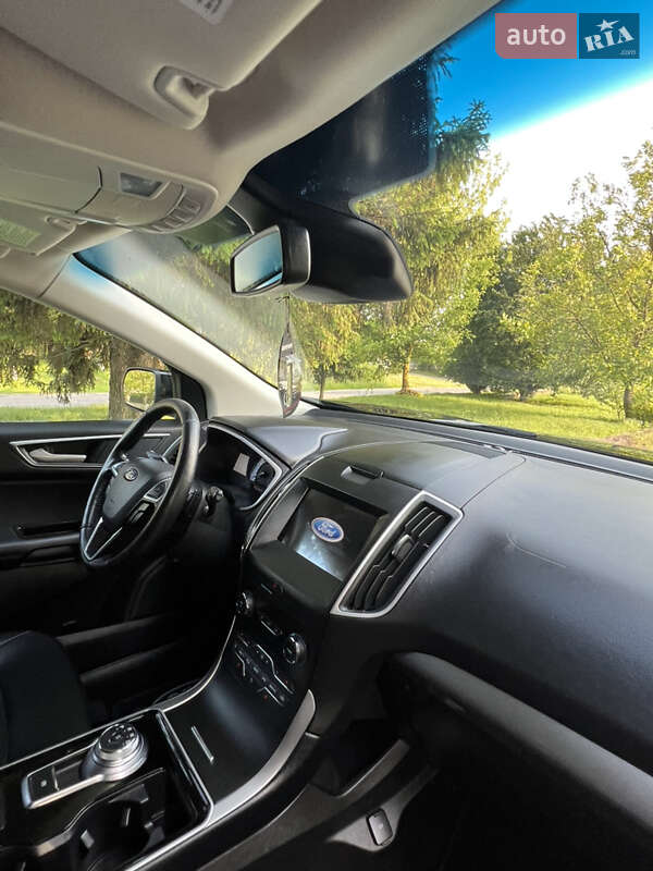 Внедорожник / Кроссовер Ford Edge 2019 в Дубно