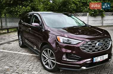Внедорожник / Кроссовер Ford Edge 2019 в 
