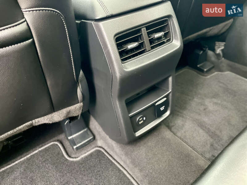 Внедорожник / Кроссовер Ford Edge 2022 в Ровно
