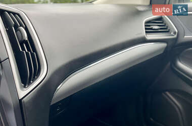 Внедорожник / Кроссовер Ford Edge 2022 в 