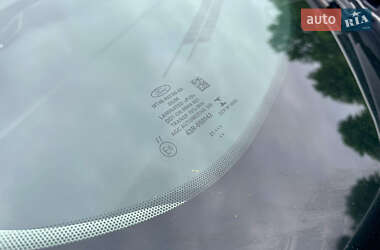 Внедорожник / Кроссовер Ford Edge 2022 в 