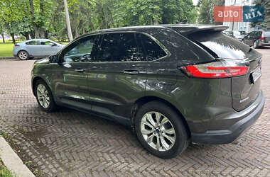 Внедорожник / Кроссовер Ford Edge 2020 в 