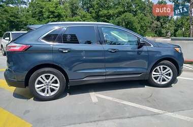 Внедорожник / Кроссовер Ford Edge 2018 в 