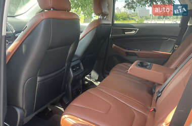 Внедорожник / Кроссовер Ford Edge 2019 в 