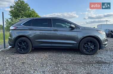 Внедорожник / Кроссовер Ford Edge 2016 в 