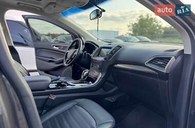 Внедорожник / Кроссовер Ford Edge 2016 в 