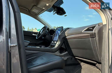 Внедорожник / Кроссовер Ford Edge 2021 в 