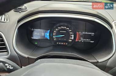 Внедорожник / Кроссовер Ford Edge 2015 в 