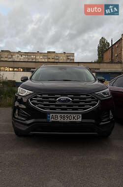 Внедорожник / Кроссовер Ford Edge 2019 в 