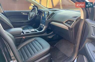 Внедорожник / Кроссовер Ford Edge 2021 в 