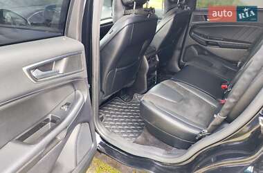 Внедорожник / Кроссовер Ford Edge 2016 в 