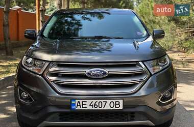 Внедорожник / Кроссовер Ford Edge 2015 в 
