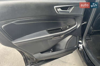 Внедорожник / Кроссовер Ford Edge 2018 в 
