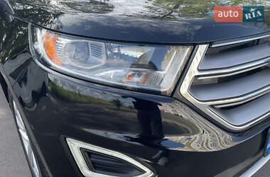 Внедорожник / Кроссовер Ford Edge 2018 в 