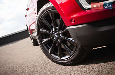 Внедорожник / Кроссовер Ford Edge 2016 в 