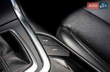 Внедорожник / Кроссовер Ford Edge 2016 в 