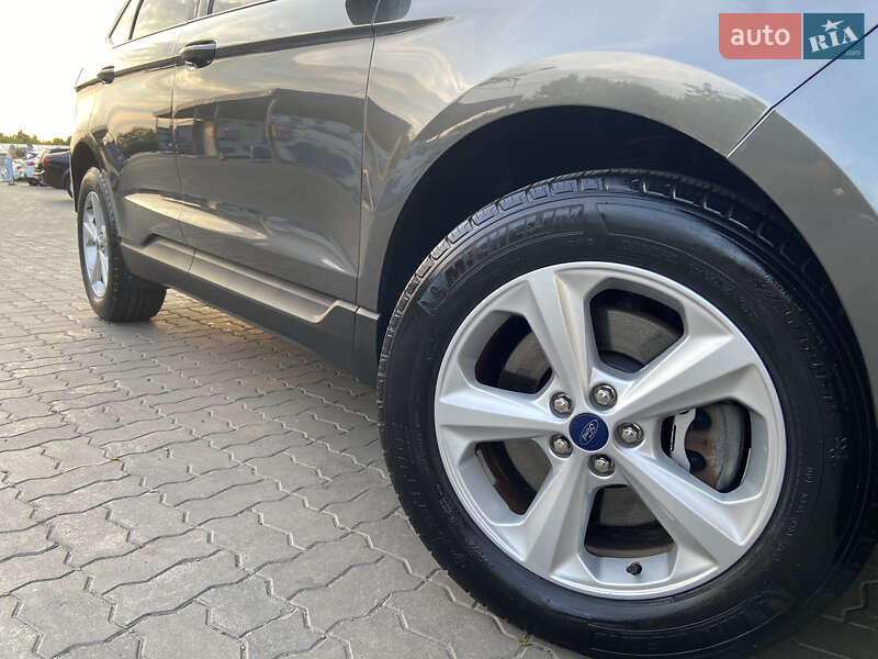 Внедорожник / Кроссовер Ford Edge 2016 в Владимире