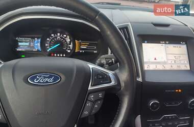 Внедорожник / Кроссовер Ford Edge 2019 в 