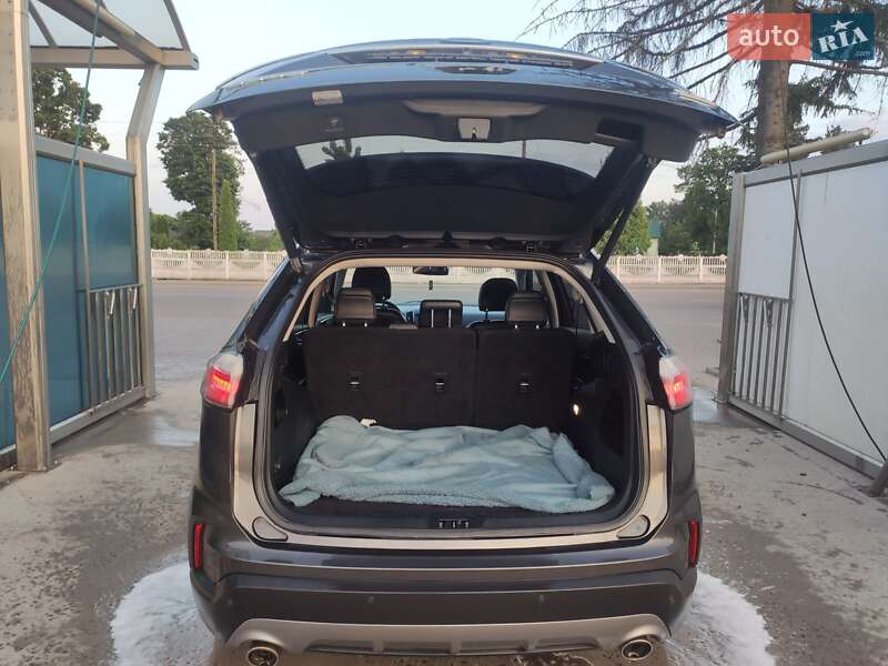 Внедорожник / Кроссовер Ford Edge 2019 в Сарнах