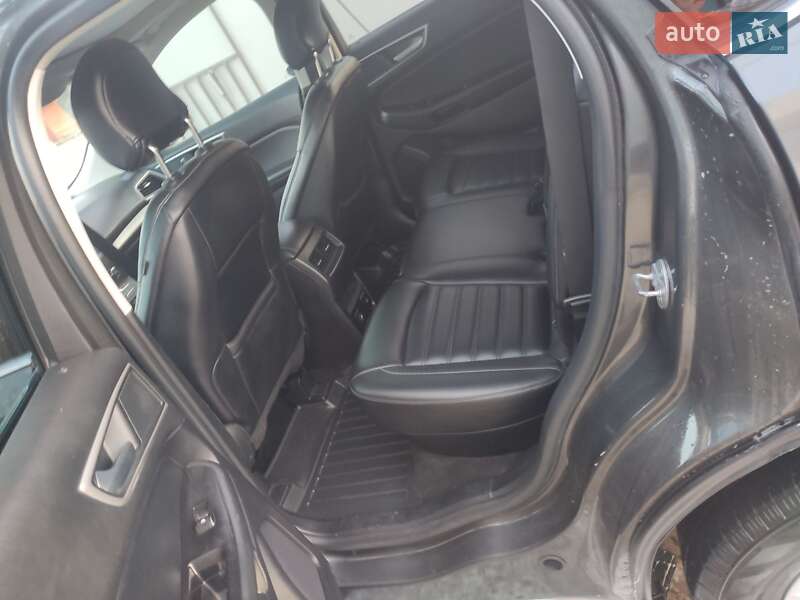 Внедорожник / Кроссовер Ford Edge 2019 в Сарнах