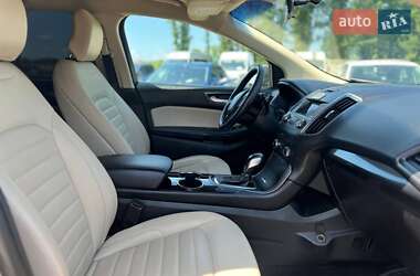 Внедорожник / Кроссовер Ford Edge 2017 в 