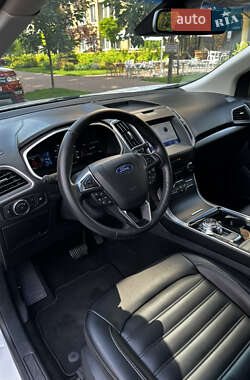 Внедорожник / Кроссовер Ford Edge 2019 в 