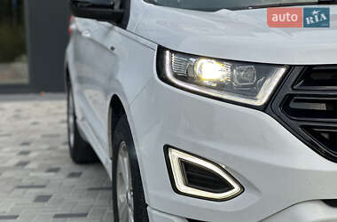 Внедорожник / Кроссовер Ford Edge 2018 в 