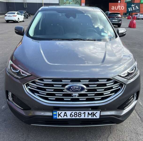Внедорожник / Кроссовер Ford Edge 2021 в 