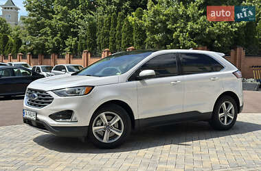 Внедорожник / Кроссовер Ford Edge 2019 в 