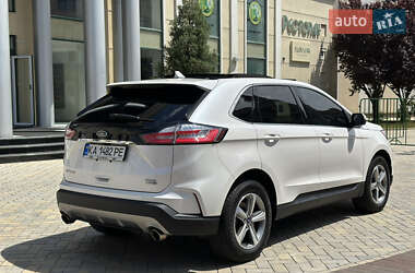 Внедорожник / Кроссовер Ford Edge 2019 в 