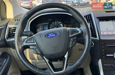 Внедорожник / Кроссовер Ford Edge 2018 в 